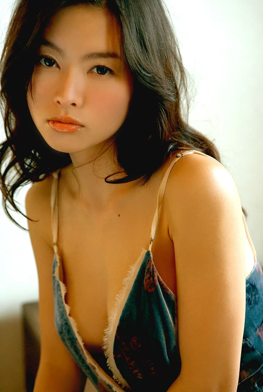 [Image.tv] Album ảnh Sayaka Yoshino "Saya" - 1