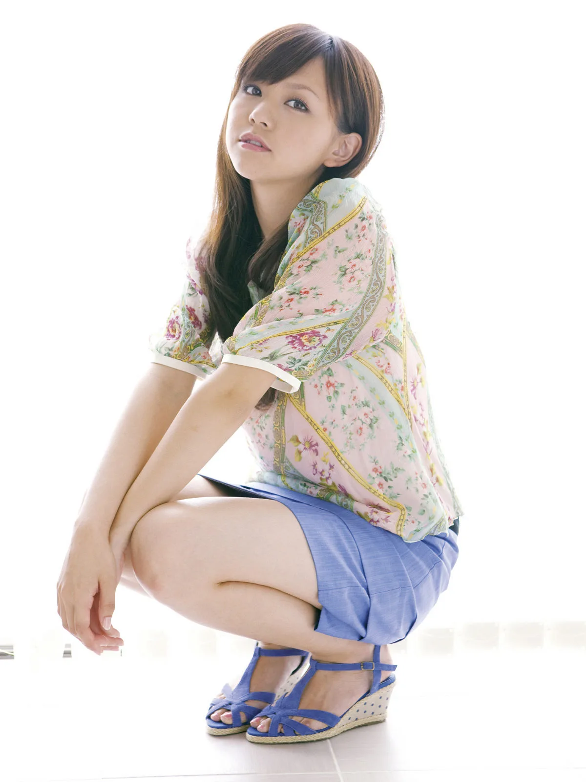 [Sabra] Album ảnh "Burning" của Kominami Yuka - 2